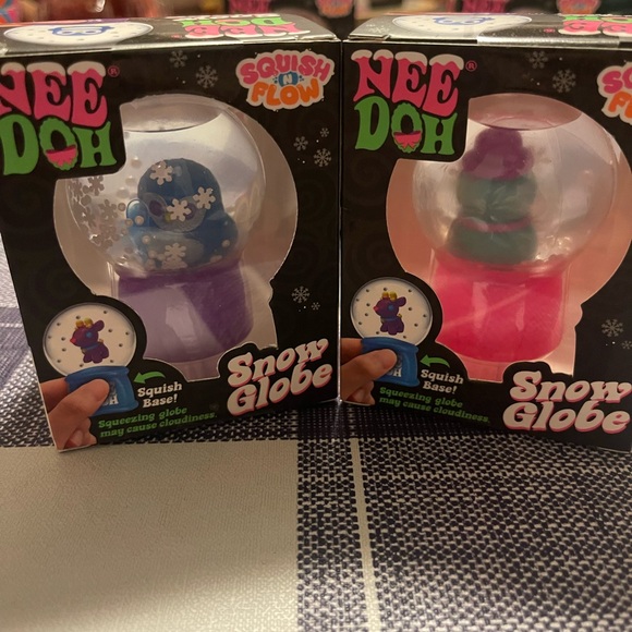 Schylling Other - Needoh Snow Globe Set